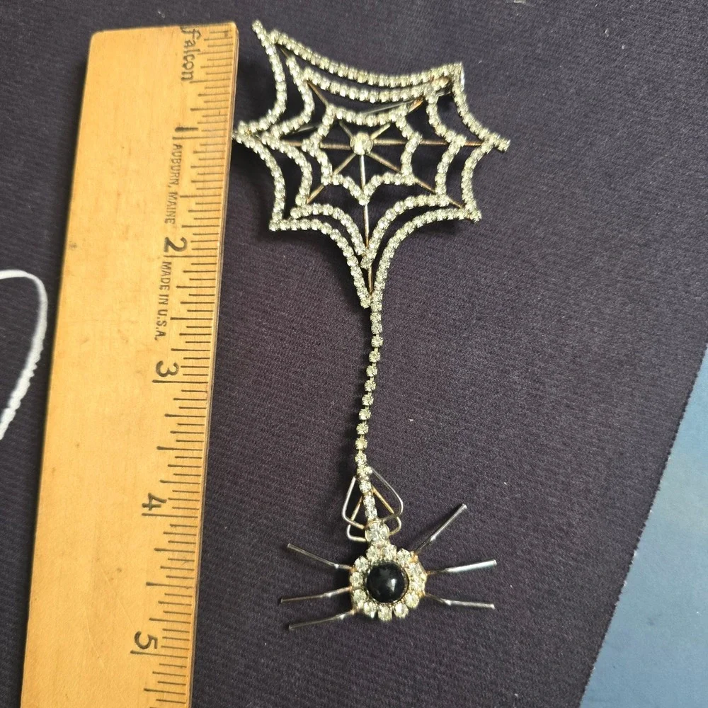 Vintage Silver Tone Rhinestone Spider Web Dangle Brooch Pin Black Cabochon 5in